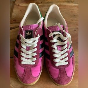 Gucci/Adidas pink, limited edition gazelles